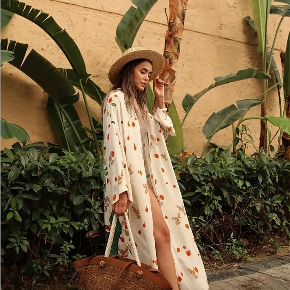 One size/Plus Size coverup or bath robe